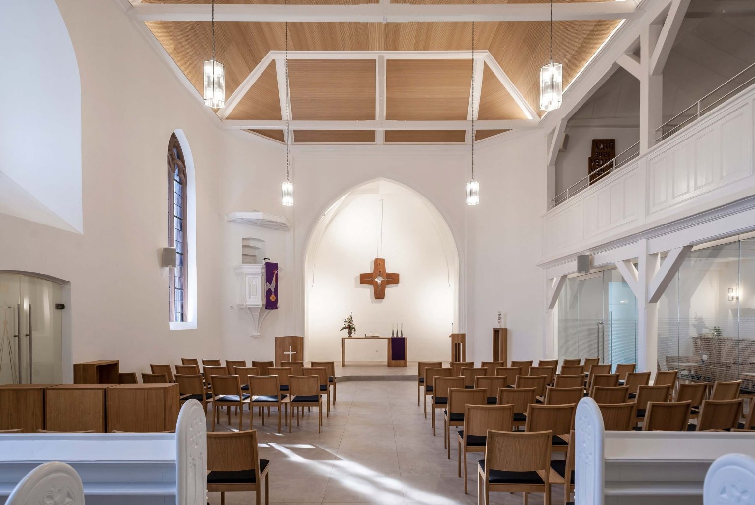 Neugestaltung des Innenraums der Evangelischen Kirche in Gummersbach-Derschlag