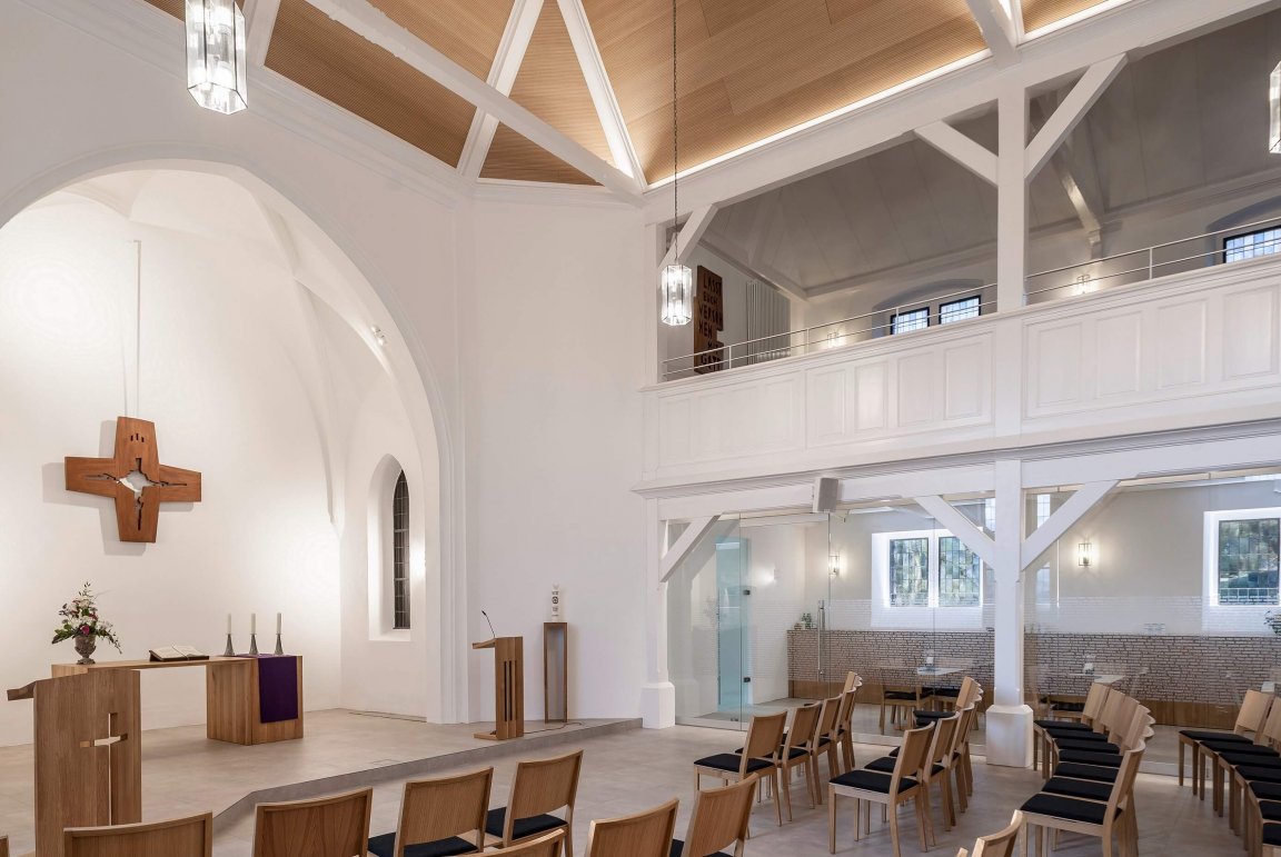 Neugestaltung des Innenraums der Evangelischen Kirche in Gummersbach- Derschlag